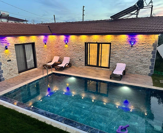 Fethiye Kargı'da Çekirdek Ailelere Uygun, Özel Havuzlu, Kiralık Villa - 1