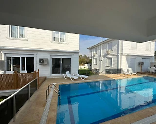Antalya Döşemaltı'nda Sakin Konumda, Ortak Havuzlu, Kiralık Villa - 4