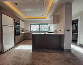 Fethiye Ölüdeniz'de Merkeze Yakın, Özel Havuzlu, 4+1 Villa - 4