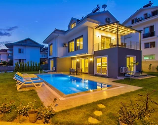 Fethiye Foça'da Büyük Bahçe İçerisinde, Özel Havuzlu, Kiralık Villa - 4