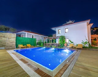 Marmaris Selimiye'de Huzurlu Konumda, Özel Havuzlu, 6 Kişilik Villa - 1