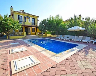 Fethiye Ölüdeniz'de Plaja Yakın, Özel Havuzlu, Yazlık Villa - 1