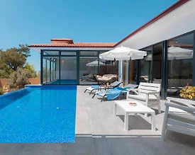 Kaş İslamlar'da Huzurlu Doğada, Açık ve Kapalı Havuzlu, Kiralık Villa - 2