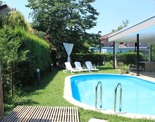 Sapanca Kırkpınar'da Yemyeşil Bahçeli, Özel Havuzlu, Modern Villa - 3