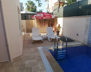 Serik Kadriye'de Şık Mimariye Sahip, Özel Havuzlu, 6 Kişilik Villa - 3