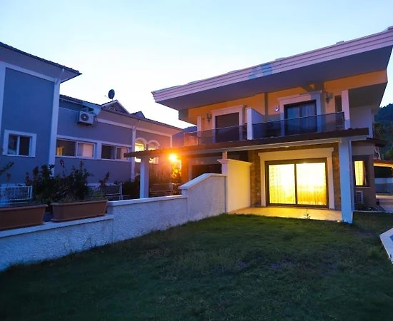 Marmaris İçmeler'de Denize Yakın, Özel Havuzlu, Konforlu Villa - 1