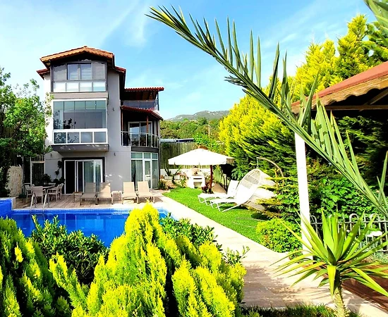 Kaş İslamlar'da Doğa Manzaralı, Özel Havuzlu, Modern Villa - 1