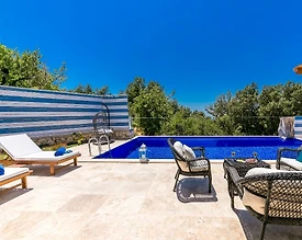 Kaş İslamlar'da Doğa İçerisinde, Özel Havuzlu, Modern Villa - 3