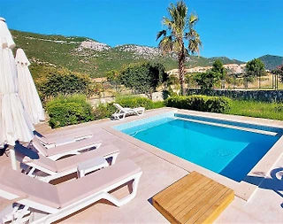 Kaş Bezirgan'da Muhteşem Doğanın Ortasında, Özel Havuzlu, Kiralık Villa - 2
