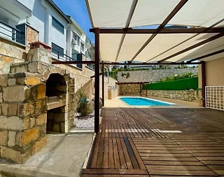 Aydın Kuşadası'nda Plaja Yakın Konumda, Özel Havuzlu, Kiralık Villa - 4