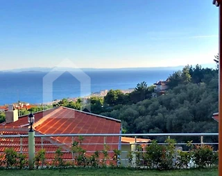 Balıkesir Edremit'te Doğa ve Deniz Manzaralı, 6 Kişilik, Lüks Villa - 2