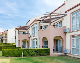 Didim Akbük'te Deniz Manzaralı, Tesis İçerisinde, Kiralık Dubleks Ev - 1