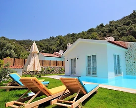 Fethiye Ölüdeniz'de Minimalist Tasarımlı, Özel Havuzlu, Şirin Villa - 3