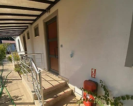 Marmaris Turgut'ta Merkezi Konumda, Geniş Bahçeli, Kiralık Ev - 3