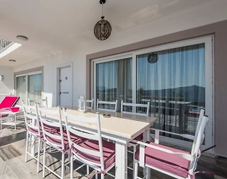 Kaş Bezirgan'da Göz Alıcı Deniz Manzaralı, Özel Havuzlu, Zarif Villa - 5