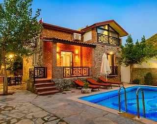 Fethiye Kayaköy'de Tarihi Rum Evleri Manzaralı, Bahçeli Villa - 1