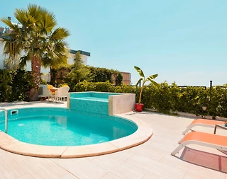 Kalkan Kördere'de Harika Deniz Manzaralı, Özel Havuzlu, Jakuzili Villa - 2