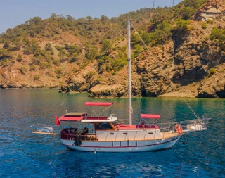 Muğla Muhteşem Göcek Koylarının Maviliğinde, 12 Metrelik Gulet - 1