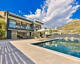 Kaş Kalkan'da Nefes Kesici Manzaralı, Özel Havuzlu, Modern Villa - 2