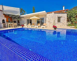 Kaş İslamlar'da Enfes Deniz Manzaralı, Özel Havuzlu, Lüks Villa - 1