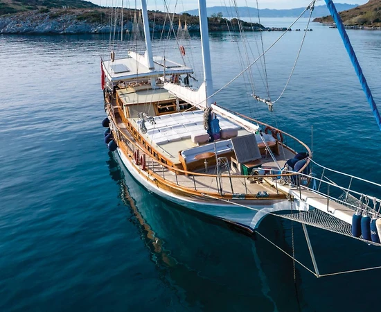 Bodrum'da Gözlerden Uzak, Konforlu, Kiralık Gulet - 1