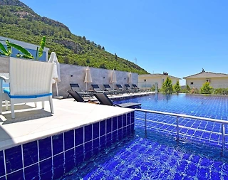 Fethiye Ölüdeniz'de Yemyeşil Bahçeli, Lüks Özel Havuzlu, Bahçeli Villa - 3