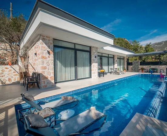 Kaş İslamlar'da Doğayla Baş Başa, Özel Havuzlu, Lüks Villa - 1