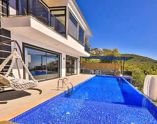 Kaş Sarıbelen'de Doğa ve Deniz Manzaralı, Özel Havuzlu, Jakuzili Villa - 4