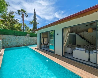 Fethiye Ölüdeniz'de Lüks Mimariye Sahip, Özel Havuzlu, Kiralık Villa - 2