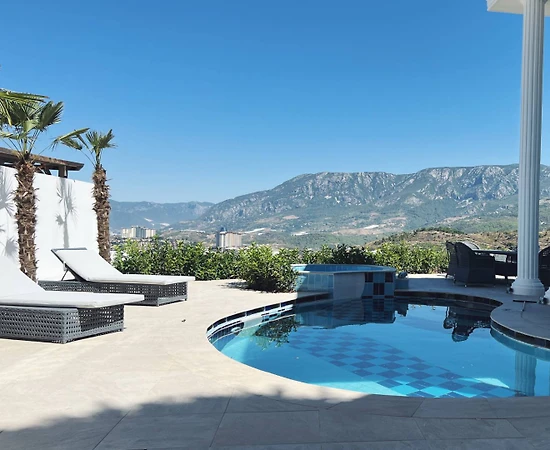 Alanya Kargıcak'ta Deniz Manzaralı, Özel Havuzlu, Jakuzili, Lüks Villa - 1