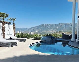 Alanya Kargıcak'ta Deniz Manzaralı, Özel Havuzlu, Jakuzili, Lüks Villa - 1