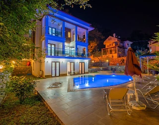 Fethiye'de Kalabalık Ailelere Uygun, Özel Havuzlu, Şömineli Villa - 1