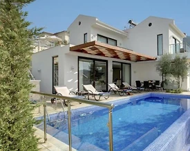 Kalkan'da Merkeze Yürüyüş Mesafesinde, Özel Havuzlu, Göz Alıcı Villa - 2