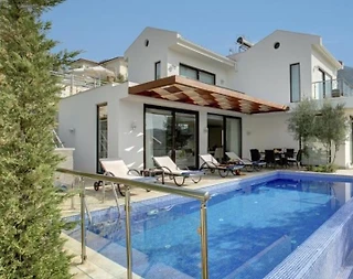 Kalkan'da Merkeze Yürüyüş Mesafesinde, Özel Havuzlu, Göz Alıcı Villa - 2