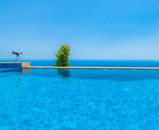 Kaş Bezirgan'da Akdeniz ve Adalar Manzaralı, Özel Havuzlu, Kiralık Villa - 1