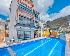 Kaş Kalkan'da Deniz Manzaralı, Özel Havuzlu, Modern Tasarımlı Villa - 2