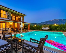 Fethiye Kayaköy'de Doğa İle İç İçe, Özel Havuzlu, 6+1 Ferah Villa - 3