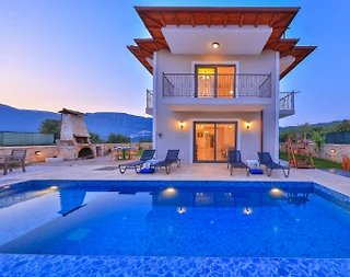Kaş Andifli'de Doğa İle İç İçe, Özel Havuzlu, Kiralık Lüks Villa - 2