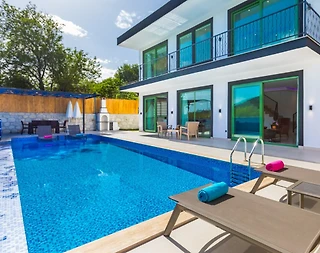 Kaş Sarıbelen'de Çift Jakuzili, Özel Havuzlu, Modern Villa - 1