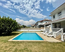 Fethiye Ölüdeniz'de Denize Yakın, Özel Havuzlu, Bahçeli Villa - 3
