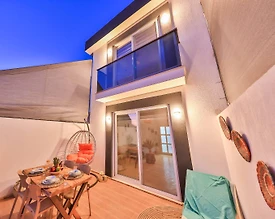 Kaş Andifli'de Dağ Manzaralı, Özel Havuzlu, Kiralık Villa - 2