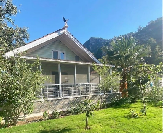 Marmaris Turgut'ta Denize 150 Metre Mesafede, Konforlu Ev - 1