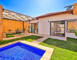 Kaş Patara'da Elverişli Konumda, Özel Havuzlu, Muhafazakar Villa - 2