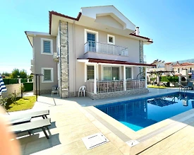 Muğla Dalyan'da Modern Mimarili, Geniş Havuzlu, Tatil Villası - 2