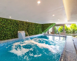 Kaş Bezirgan'da Plaja Yakın, Kapalı Havuzlu, Modern Balayı Villası - 3