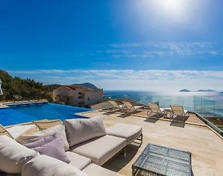Kaş Kalkan'da Denize Yakın, Sinema Odalı, Lüks Villa - 4