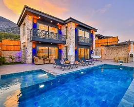 Muğla Seydikemer'de Deniz Manzaralı, Özel Havuzlu, Jakuzili Villa - 3