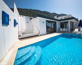 Kaş Bezirgan'da Muhteşem Deniz Manzaralı, Özel Havuzlu, Kiralık Villa - 2