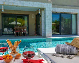 Fethiye Yanıklar'da Yemyeşil Bahçeli, Özel Havuzlu, Jakuzili Villa - 3