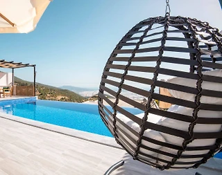 Kaş Aklar'da Muhteşem Deniz Manzaralı, Özel Havuzlu, Kiralık Villa - 3